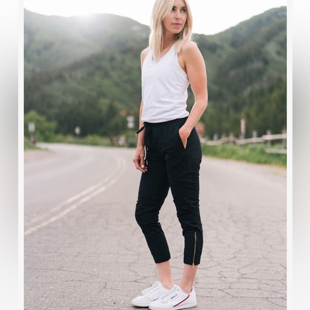 Zyia Everywhere Zipper Jogger Black XS